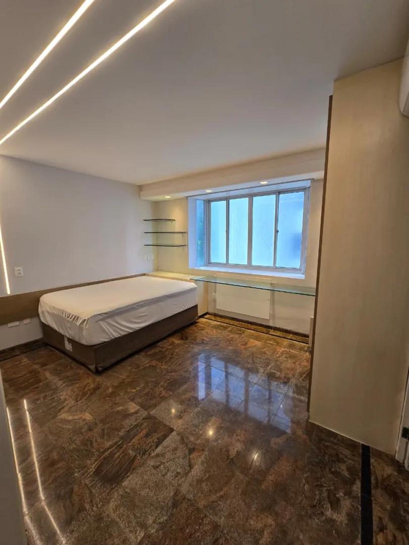 Apartamento &agrave; venda com 380 m&sup2; | 4 su&iacute;tes | Beira mar | Alto padr&atilde;o Avenida Boa Viagem Recife - 