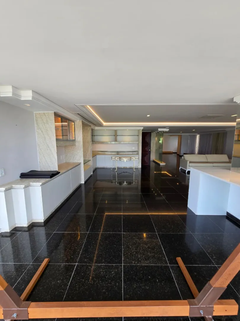 Apartamento &agrave; venda com 380 m&sup2; | 4 su&iacute;tes | Beira mar | Alto padr&atilde;o Avenida Boa Viagem Recife - 