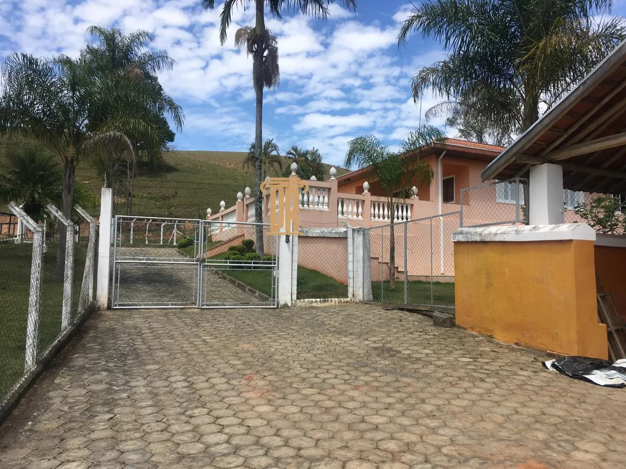 FAZENDA DE 43 ALQUEIRES EM LAGOINHA - SP  Lagoinha - 