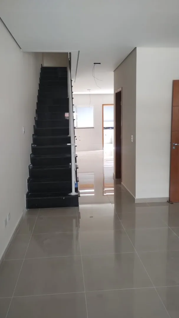 Sobrado a venda em Osasco no Jd das Flores com 125m&sup2; 3 dormit&oacute;rios, suite e 4 vagas; Rua Jasmim Osasco - 