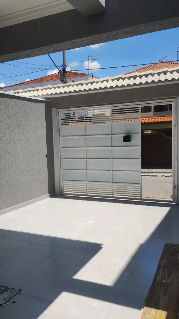 Sobrado a venda em Osasco no Jd das Flores com 125m&sup2; 3 dormit&oacute;rios, suite e 4 vagas; Rua Jasmim Osasco - 