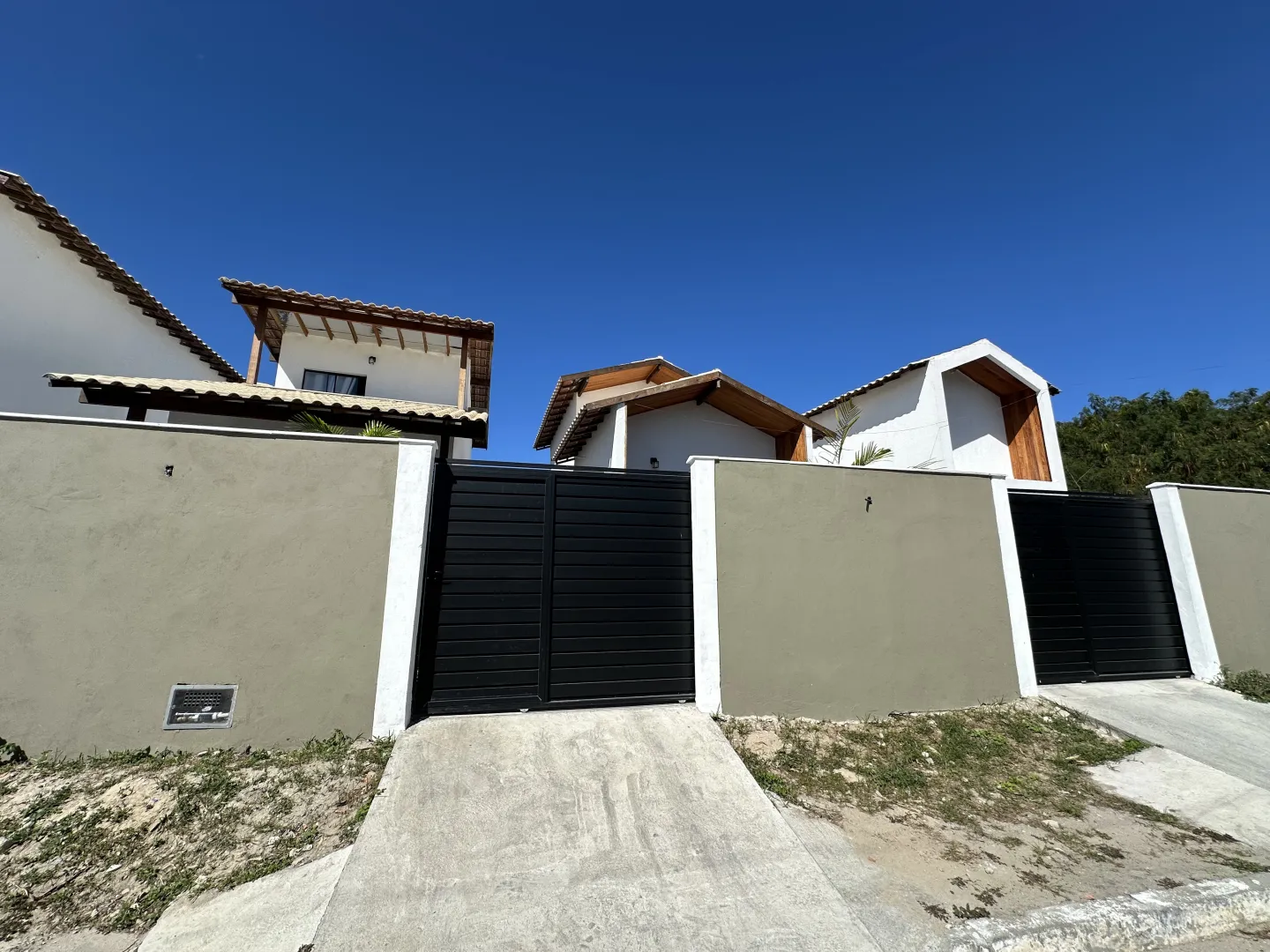 Bangal&ocirc; com Spa e Pergolado &agrave; Venda em B&uacute;zios  Armação dos Búzios - 