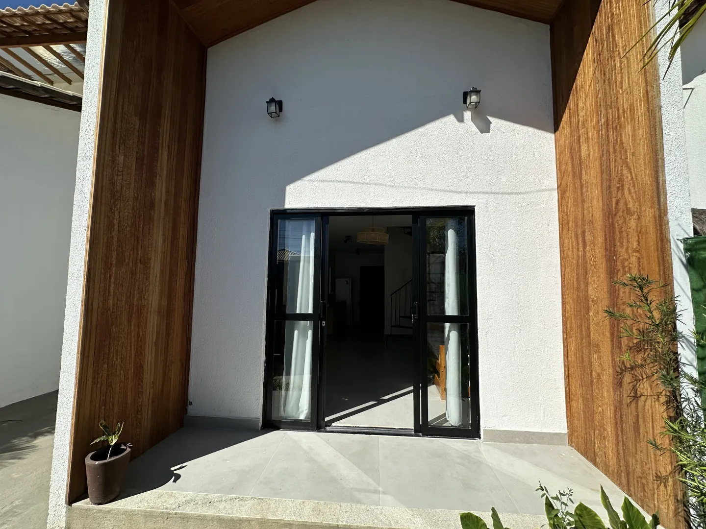 Bangal&ocirc; com Spa e Pergolado &agrave; Venda em B&uacute;zios  Armação dos Búzios - 