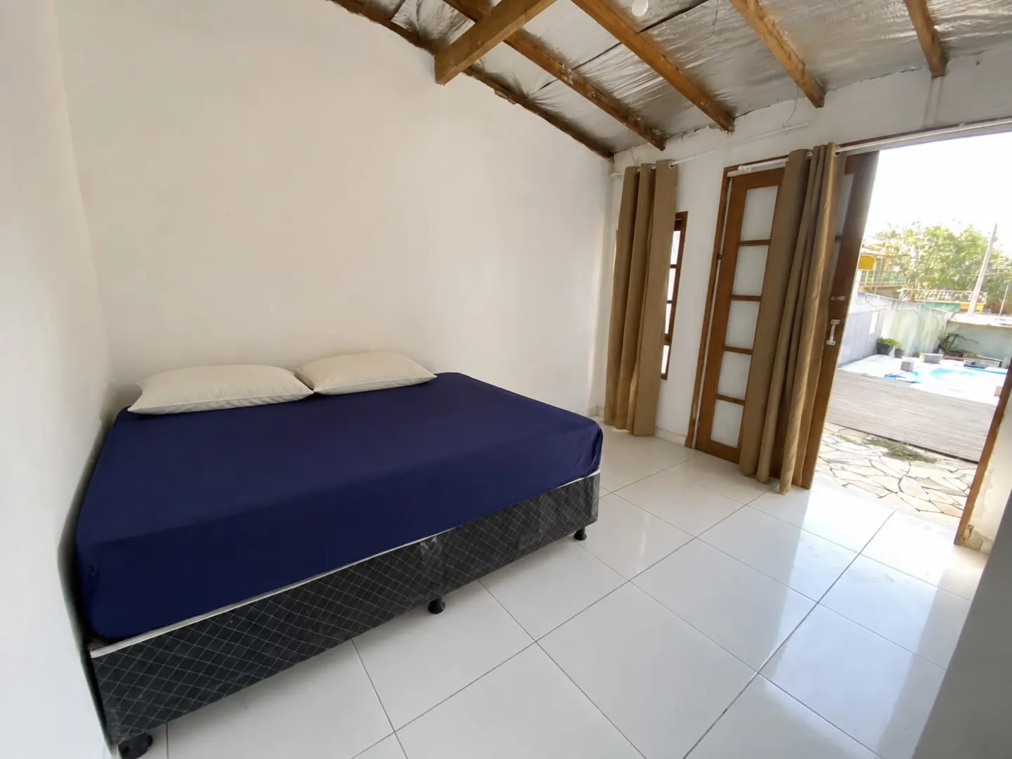 Casa com Piscina e Vista para o Mar em B&uacute;zios  Armação dos Búzios - 