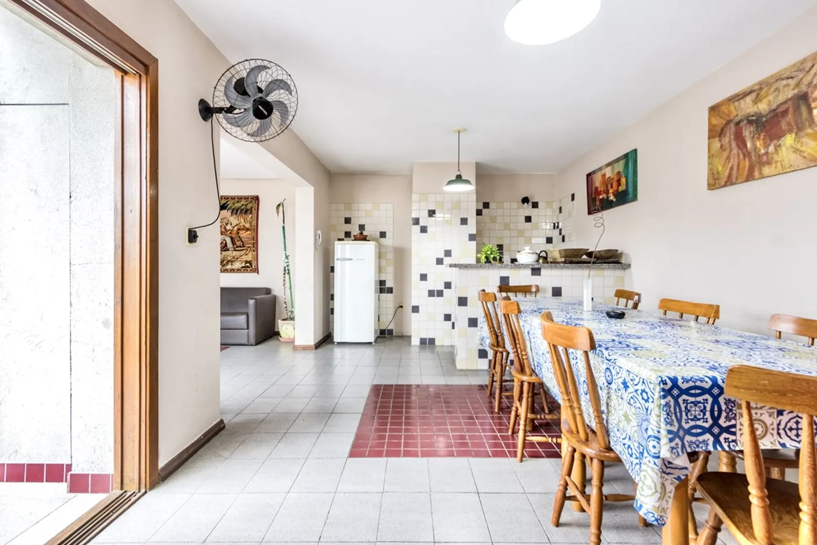 R$ 410.000 - &Oacute;TIMO APARTAMENTO - 60M2 - 2 DORM - SACADA - CHURRASQUEIRA - 1 VAGA Rua Eça de Queiroz Porto Alegre - 
