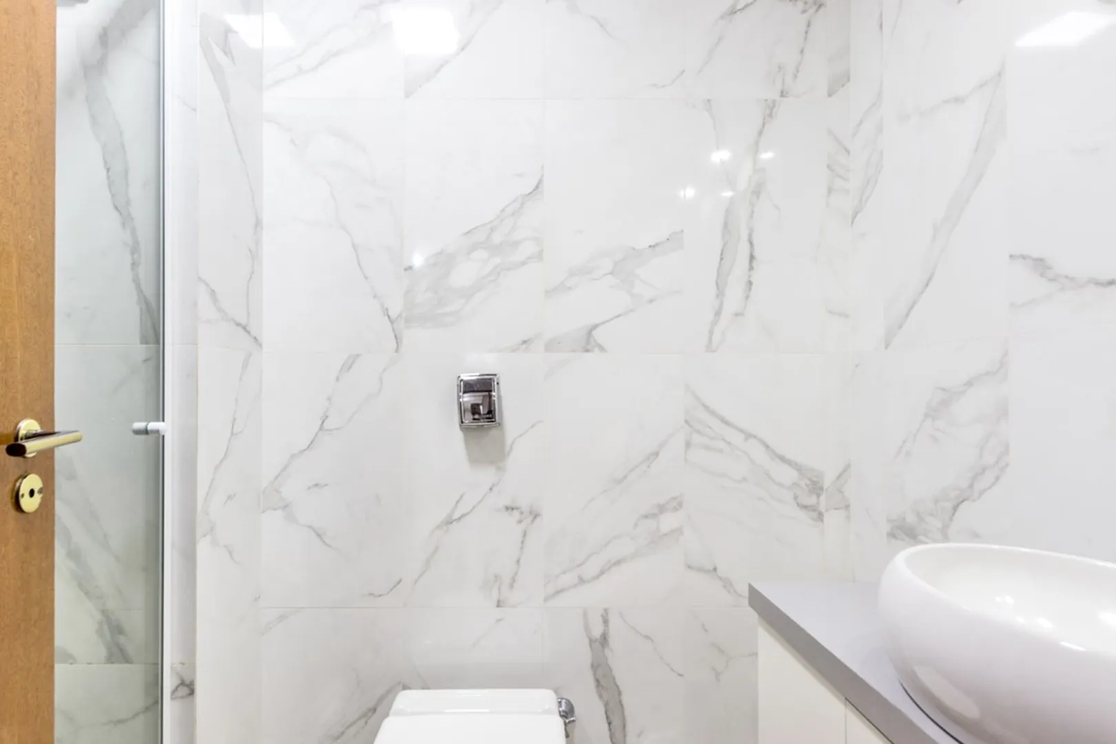 R$ 410.000 - &Oacute;TIMO APARTAMENTO - 60M2 - 2 DORM - SACADA - CHURRASQUEIRA - 1 VAGA Rua Eça de Queiroz Porto Alegre - 
