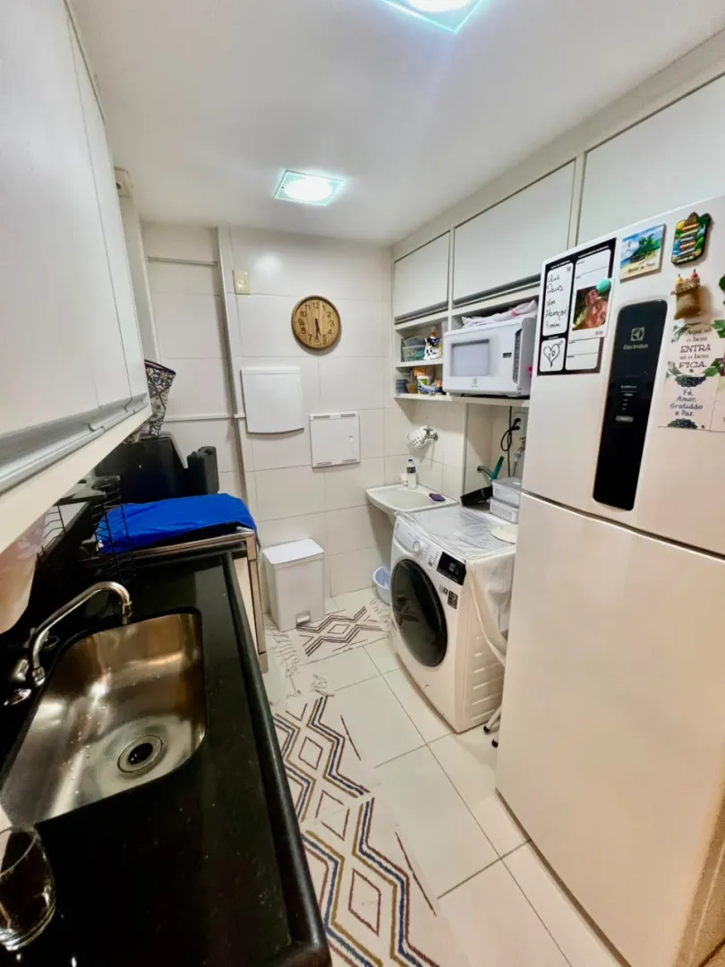 APARTAMENTO 2 SU&Iacute;TES VARANDA GARAGEM PISCINA ACADEMIA ELEVADOR &Agrave; VENDA ONDINA! Rua Morro do Escravo Miguel Salvador - 