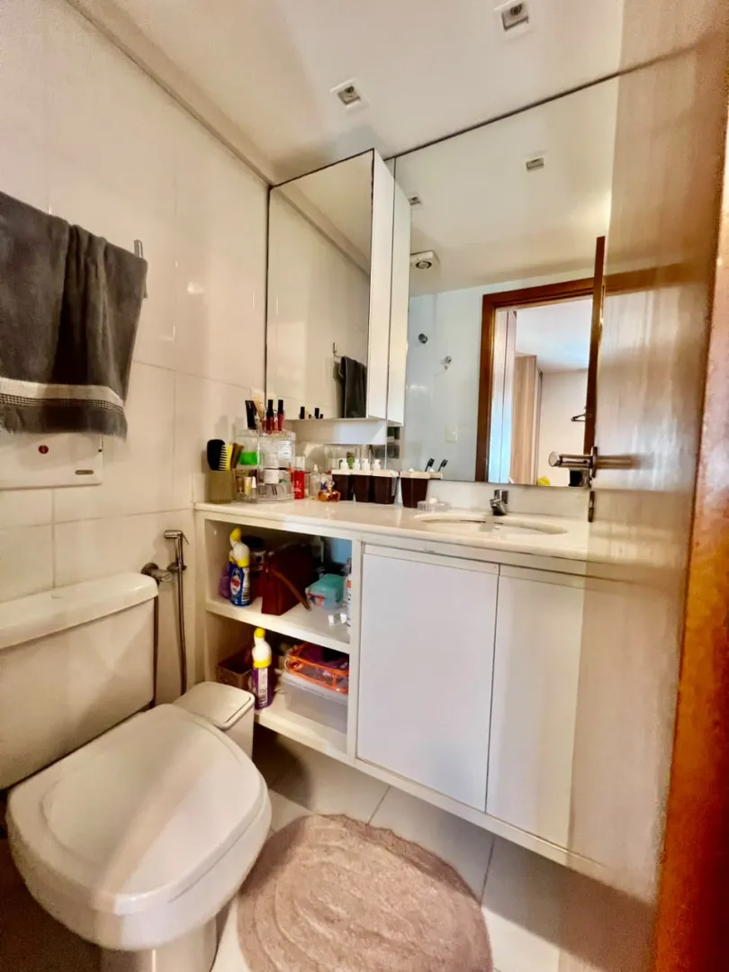 APARTAMENTO 2 SU&Iacute;TES VARANDA GARAGEM PISCINA ACADEMIA ELEVADOR &Agrave; VENDA ONDINA! Rua Morro do Escravo Miguel Salvador - 