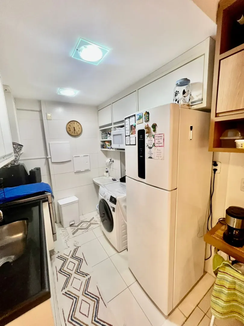 APARTAMENTO 2 SU&Iacute;TES VARANDA GARAGEM PISCINA ACADEMIA ELEVADOR &Agrave; VENDA ONDINA! Rua Morro do Escravo Miguel Salvador - 