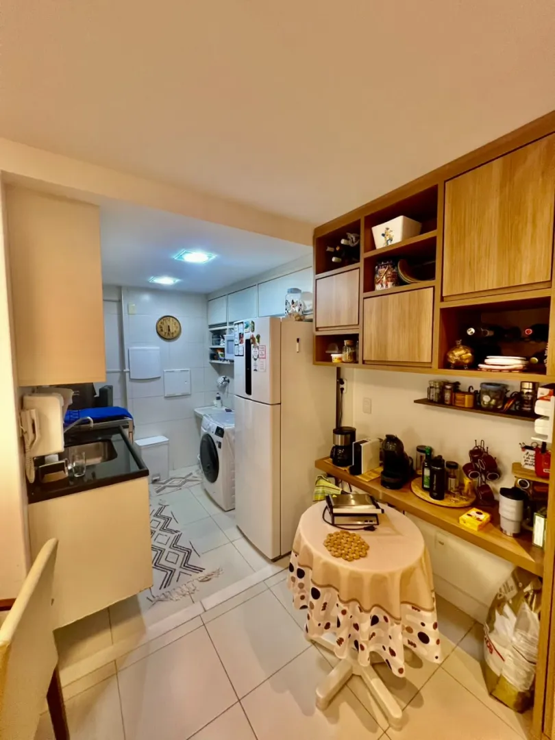 APARTAMENTO 2 SU&Iacute;TES VARANDA GARAGEM PISCINA ACADEMIA ELEVADOR &Agrave; VENDA ONDINA! Rua Morro do Escravo Miguel Salvador - 