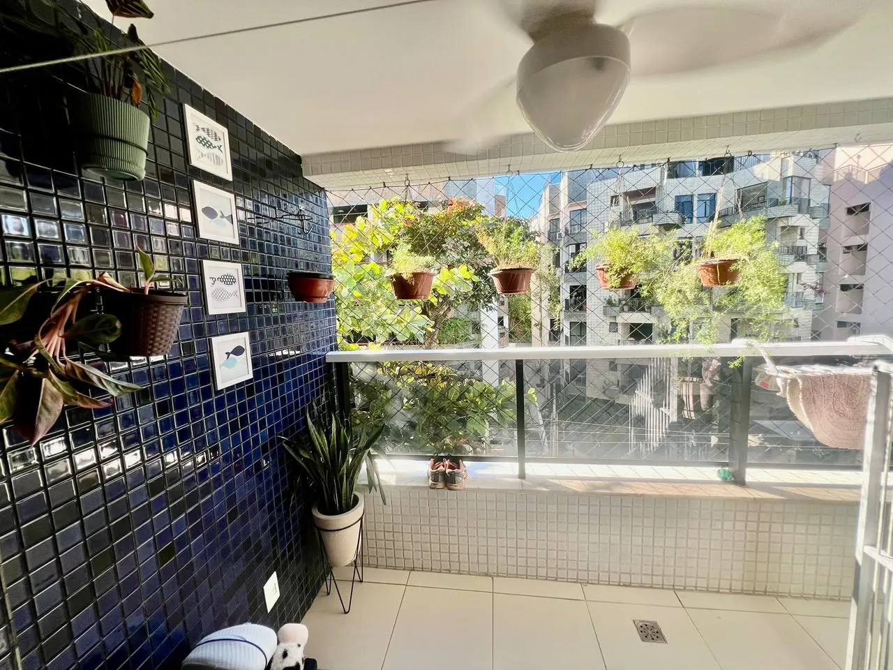 APARTAMENTO 2 SU&Iacute;TES VARANDA GARAGEM PISCINA ACADEMIA ELEVADOR &Agrave; VENDA ONDINA! Rua Morro do Escravo Miguel Salvador - 