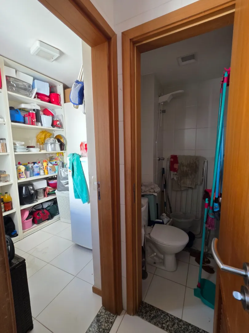 APARTAMENTO 2 QUARTOS SU&Iacute;TE VARANDA 3 GARAGENS PISCINA ACADEMIA VENDA JD APIPEMA ONDINA Rua Martins de Almeida Salvador - 