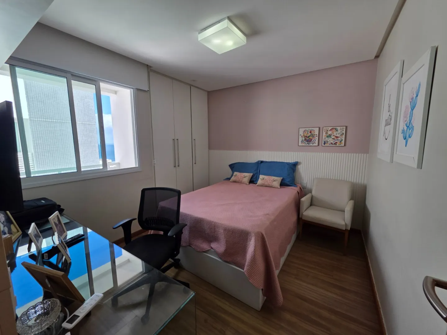 APARTAMENTO 2 QUARTOS SU&Iacute;TE VARANDA 3 GARAGENS PISCINA ACADEMIA VENDA JD APIPEMA ONDINA Rua Martins de Almeida Salvador - 