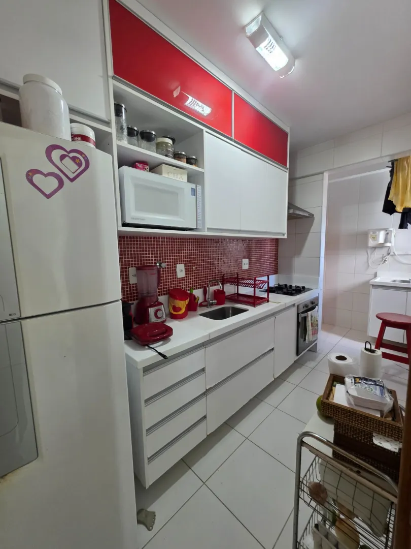 APARTAMENTO 2 QUARTOS SU&Iacute;TE VARANDA 3 GARAGENS PISCINA ACADEMIA VENDA JD APIPEMA ONDINA Rua Martins de Almeida Salvador - 