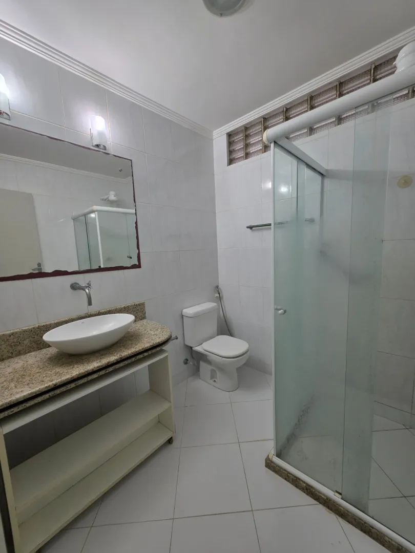 APARTAMENTO 3 QUARTOS SU&Iacute;TE DEPEND&Ecirc;NCIA GARAGEM ELEVADOR &Agrave; VENDA NA VIT&Oacute;RIA Avenida Sete de Setembro Salvador - 