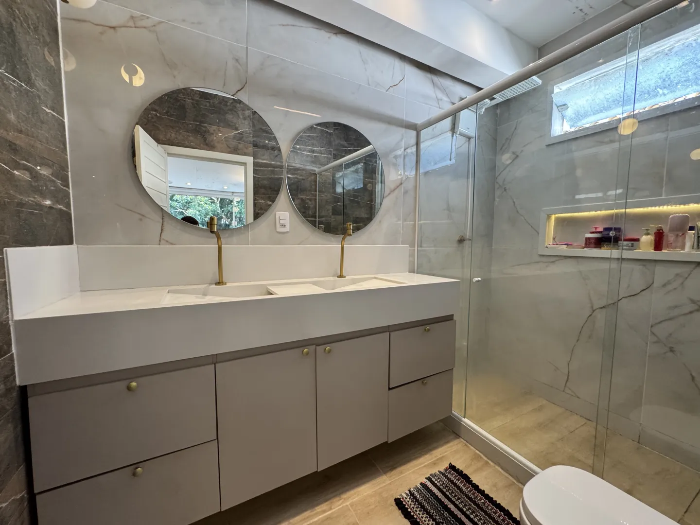 Casa Mobiliada em Excelente Localiza&ccedil;&atilde;o em B&uacute;zios Rua Sátiro Coelho Armação dos Búzios - 