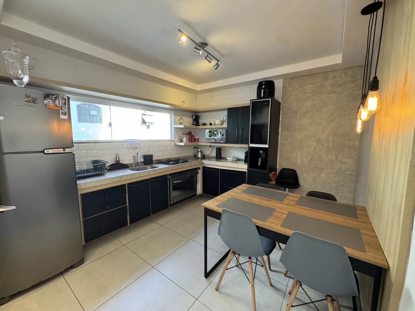 Casa Mobiliada em Excelente Localiza&ccedil;&atilde;o em B&uacute;zios Rua Sátiro Coelho Armação dos Búzios - 