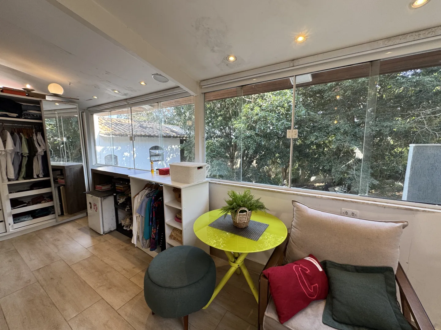 Casa Mobiliada em Excelente Localiza&ccedil;&atilde;o em B&uacute;zios Rua Sátiro Coelho Armação dos Búzios - 