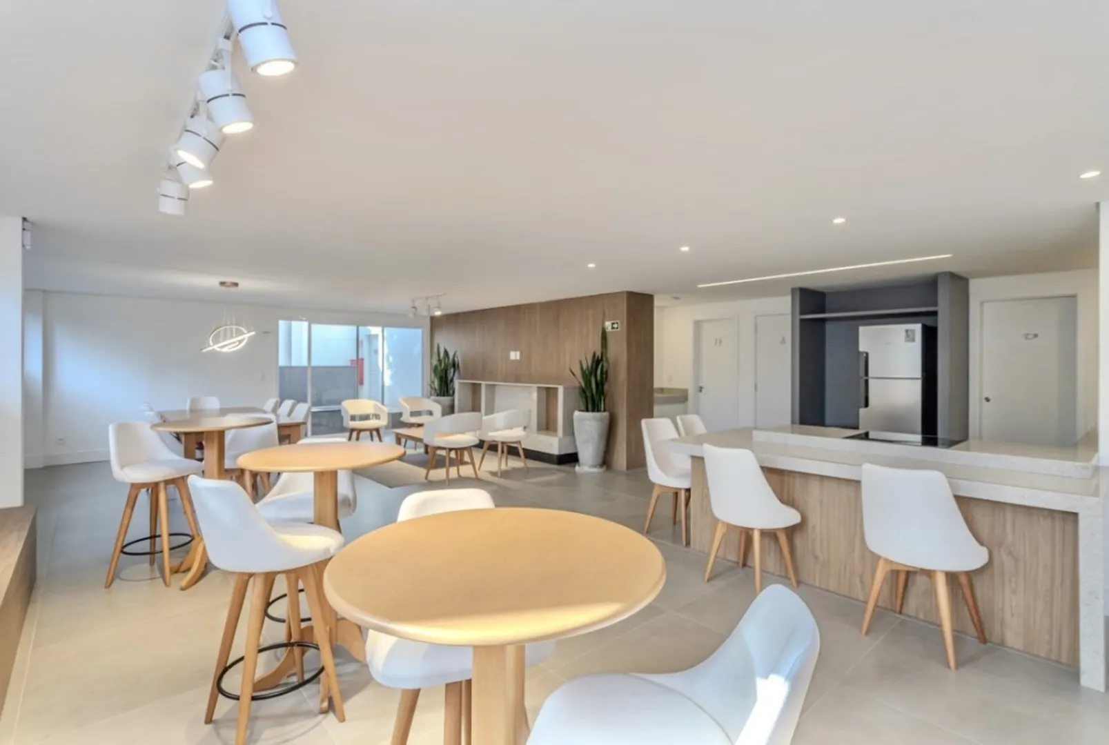 R$ 820.000 - NOVO - LINDO APARTAMENTO - 80M2 - 2 SU&Iacute;TES - 2 VAGAS - VISTA Rua Chile Porto Alegre - 