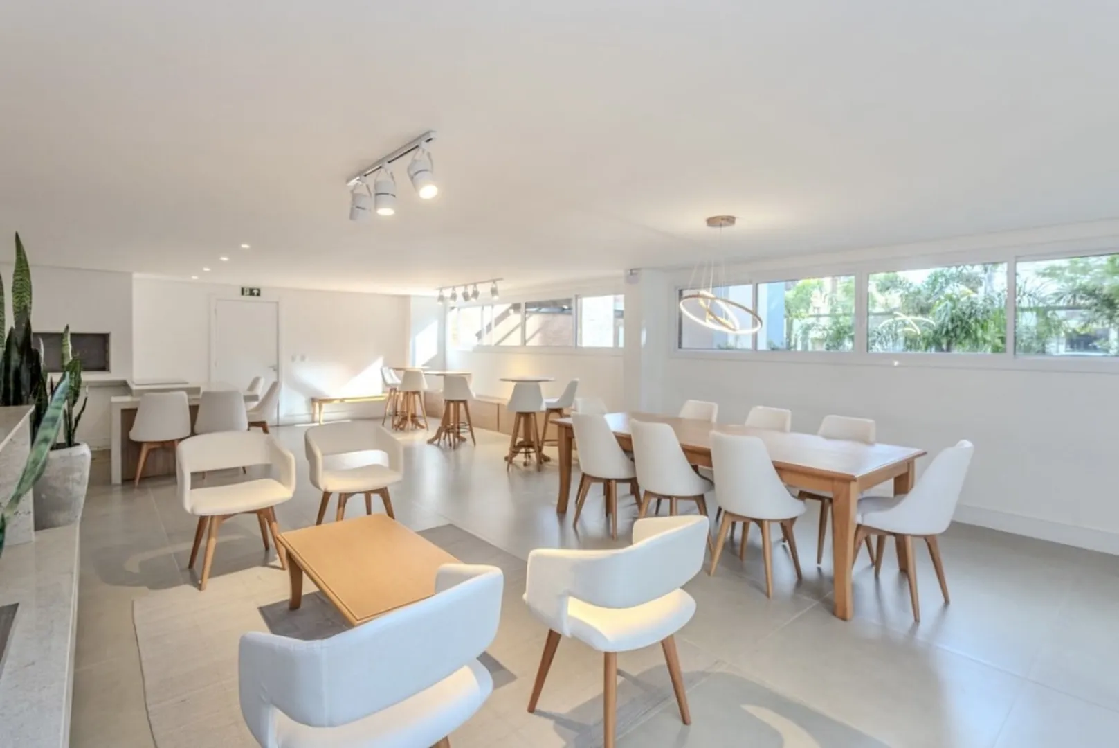R$ 820.000 - NOVO - LINDO APARTAMENTO - 80M2 - 2 SU&Iacute;TES - 2 VAGAS - VISTA Rua Chile Porto Alegre - 