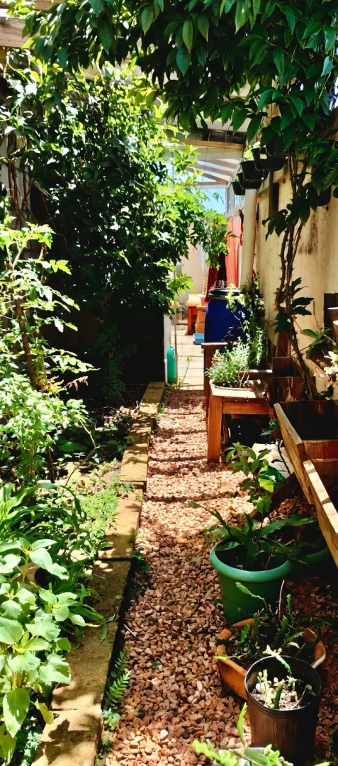 R$ 298.000 - APARTAMENTO GARDEN - 80M2 - 2 DORM - MOBILIADO - P&Aacute;TIO - 1 VAGA Rua Rio de Janeiro Osório - 
