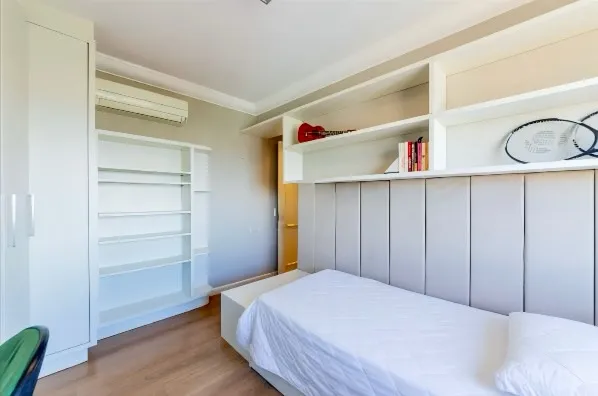 R$ 1.390.000 - IMPEC&Aacute;VEL APARTAMENTO - 105M2 - 3 DORM - VISTA - 2 VAGAS - INFRA Rua Alcídes Gonzaga Porto Alegre - 