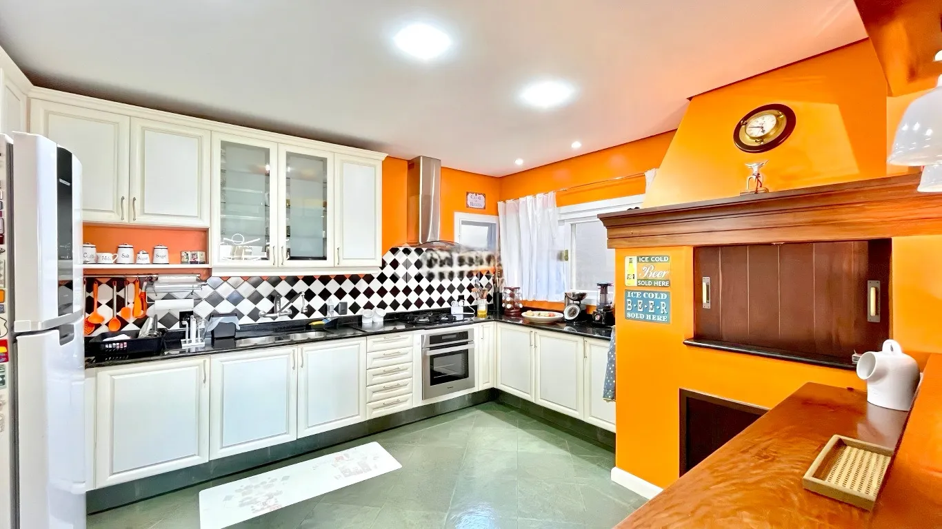 R$ 1.620.000 - MARAVILHOSA CASA - 413M2 - 3 SU&Iacute;TES - HIDRO - 2 VAGAS - VISTA PANOR&Acirc;MICA Rua Coronel Gomes de Carvalho Porto Alegre - 