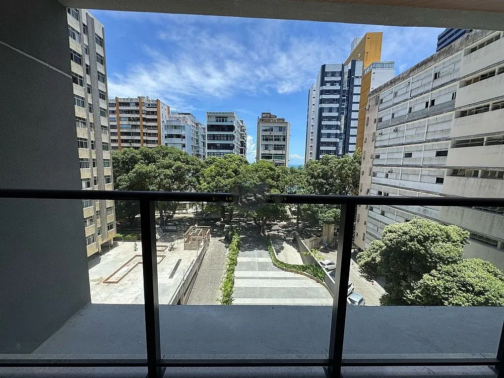 APARTAMENTO STUDIO NOVO MOBILIADO PISCINA &Agrave; VENDA CORREDOR VIT&Oacute;RIA Avenida Sete de Setembro Salvador - 