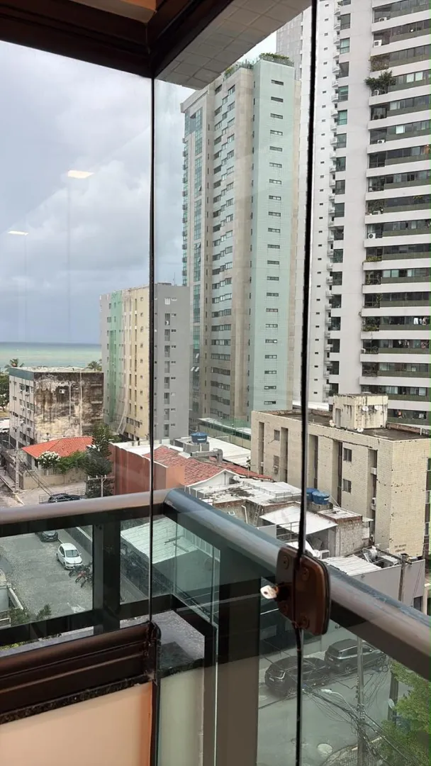 Apartamento &aacute; venda com 80 m&sup2; | 3 quartos sendo 1 su&iacute;te | 1 vaga | Porteira fechada Rua Vicência Recife - 