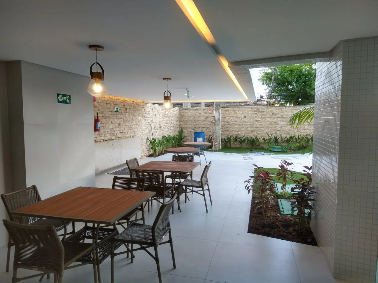 Apartamento &aacute; venda com 146 m&sup2; | 2 su&iacute;tes | 2 vagas | Varanda Rua Ministro Nelson Hungria Recife - 