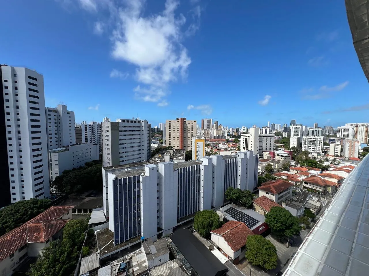 Apartamento &aacute; venda com 33 m&sup2; | 1 quarto | 1 vaga | Zona Norte Rua Cardeal Arcoverde Recife - 