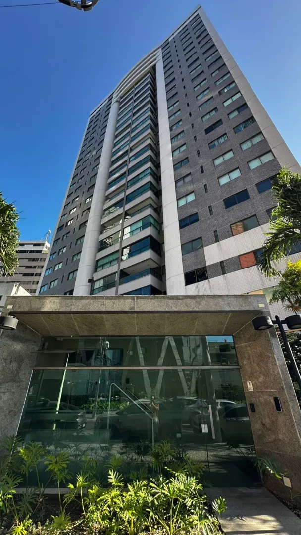 Apartamento &aacute; venda com 160m&sup2; | 4 su&iacute;tes | 3 vagas cobertas | Alto padr&atilde;o Rua Artur Muniz Recife - 