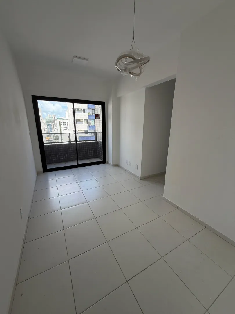 Apartamento &agrave; venda em Boa viagem| 2 quartos sendo 1 suite | Varanda Rua Carlos Pereira Falcão Recife - 