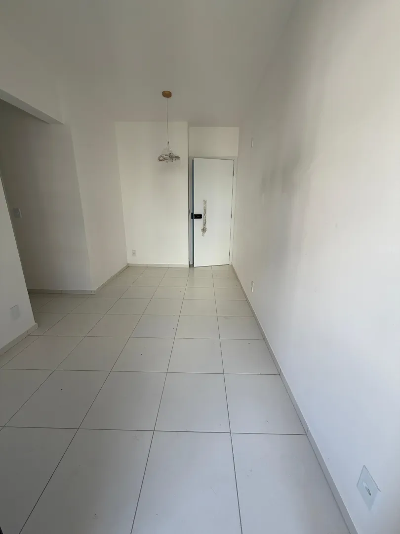 Apartamento &agrave; venda em Boa viagem| 2 quartos sendo 1 suite | Varanda Rua Carlos Pereira Falcão Recife - 