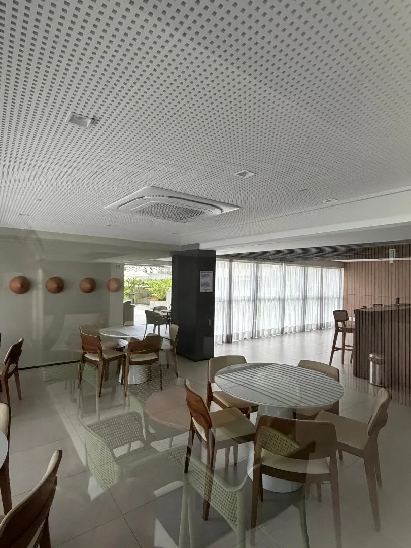 Apartamento &agrave; venda em Boa viagem| 2 quartos sendo 1 suite | Varanda Rua Carlos Pereira Falcão Recife - 