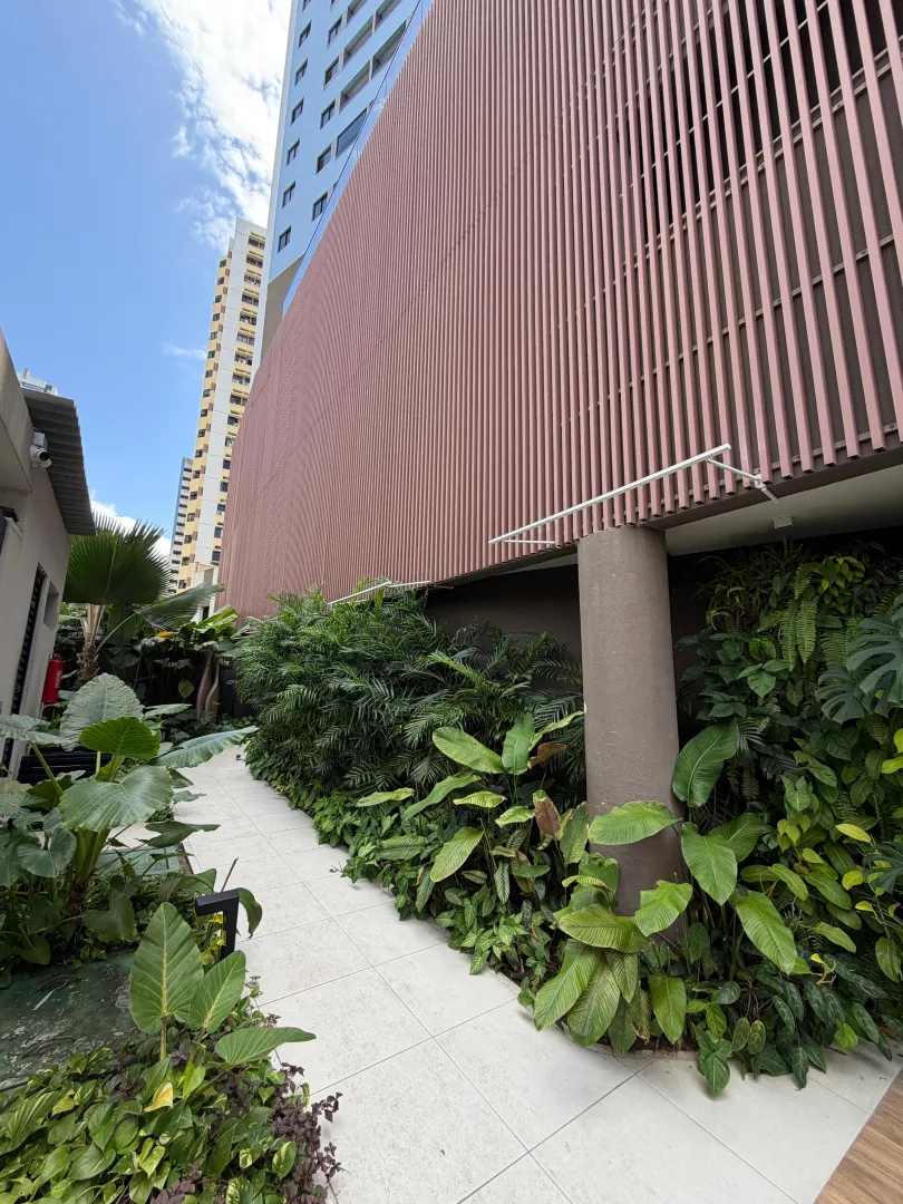 Apartamento &agrave; venda em Boa viagem| 2 quartos sendo 1 suite | Varanda Rua Carlos Pereira Falcão Recife - 