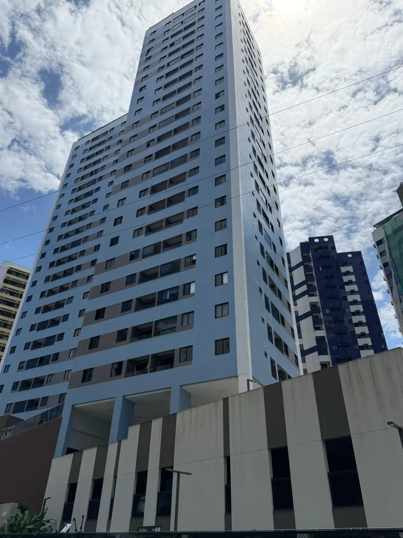 Apartamento &agrave; venda em Boa viagem| 2 quartos sendo 1 suite | Varanda Rua Carlos Pereira Falcão Recife - 