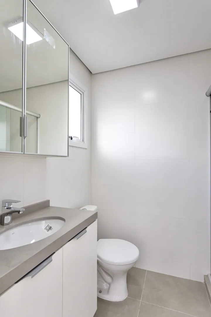 R$ 690.000 - BELO APARTAMENTO - 62M2 - 2 DORM - SU&Iacute;TE - 1 VAGA - INFRA Rua Chile Porto Alegre - 