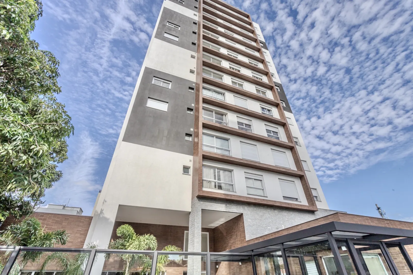 R$ 690.000 - BELO APARTAMENTO - 62M2 - 2 DORM - SU&Iacute;TE - 1 VAGA - INFRA Rua Chile Porto Alegre - 