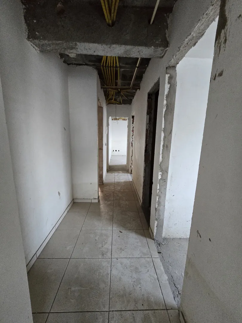Apartamento &agrave; venda com 135,50 m&sup2; | 4 Quartos sendo 3 su&iacute;tes | 2 vagas | Varanda Rua Luís de Farias Barbosa Recife - 