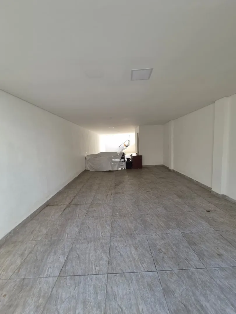 Sobrado 3 dormit&oacute;rios sendo 1 su&iacute;te + 5 vagas de garagem  Itaquaquecetuba - 