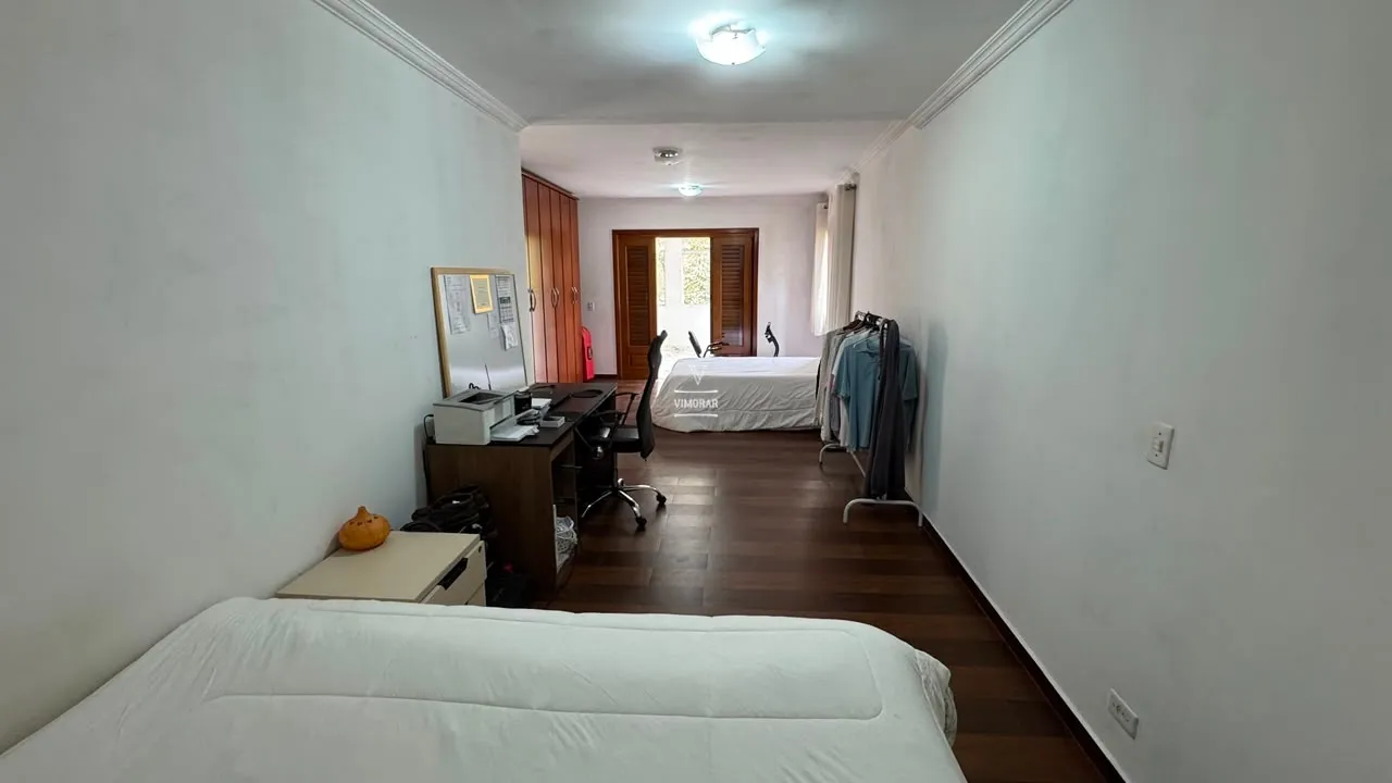 Casa em condom&iacute;nio fechado 3 su&iacute;tes espa&ccedil;osas + 4 vagas de garagem  Arujá - 
