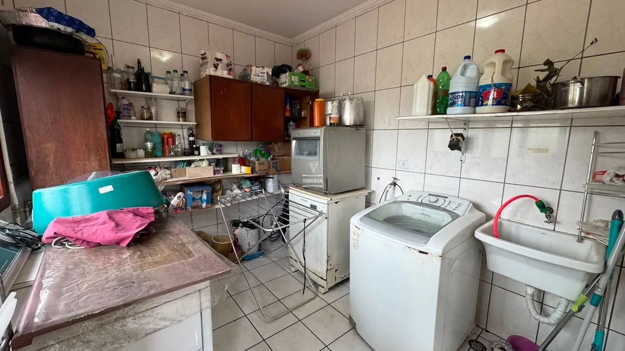 Casa em condom&iacute;nio fechado 3 su&iacute;tes espa&ccedil;osas + 4 vagas de garagem  Arujá - 