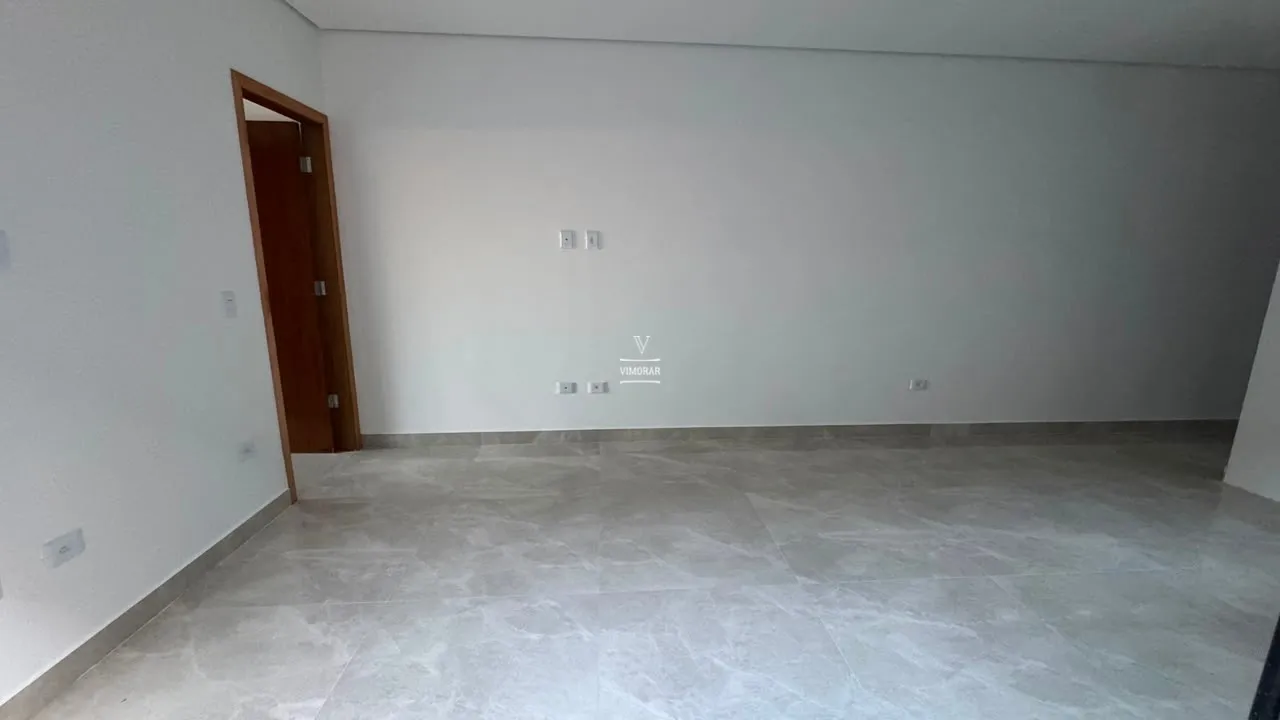 Sobrado 4 dormit&oacute;rios sendo 2 su&iacute;tes + 5 vagas de garagem  Itaquaquecetuba - 