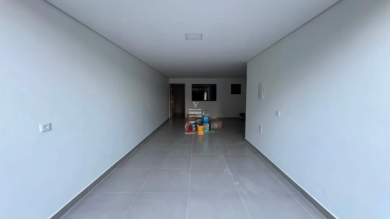 Sobrado 4 dormit&oacute;rios sendo 2 su&iacute;tes + 5 vagas de garagem  Itaquaquecetuba - 