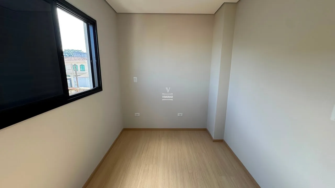 Sobrado 3 su&iacute;tes + 4 vagas de garagem  Arujá - 
