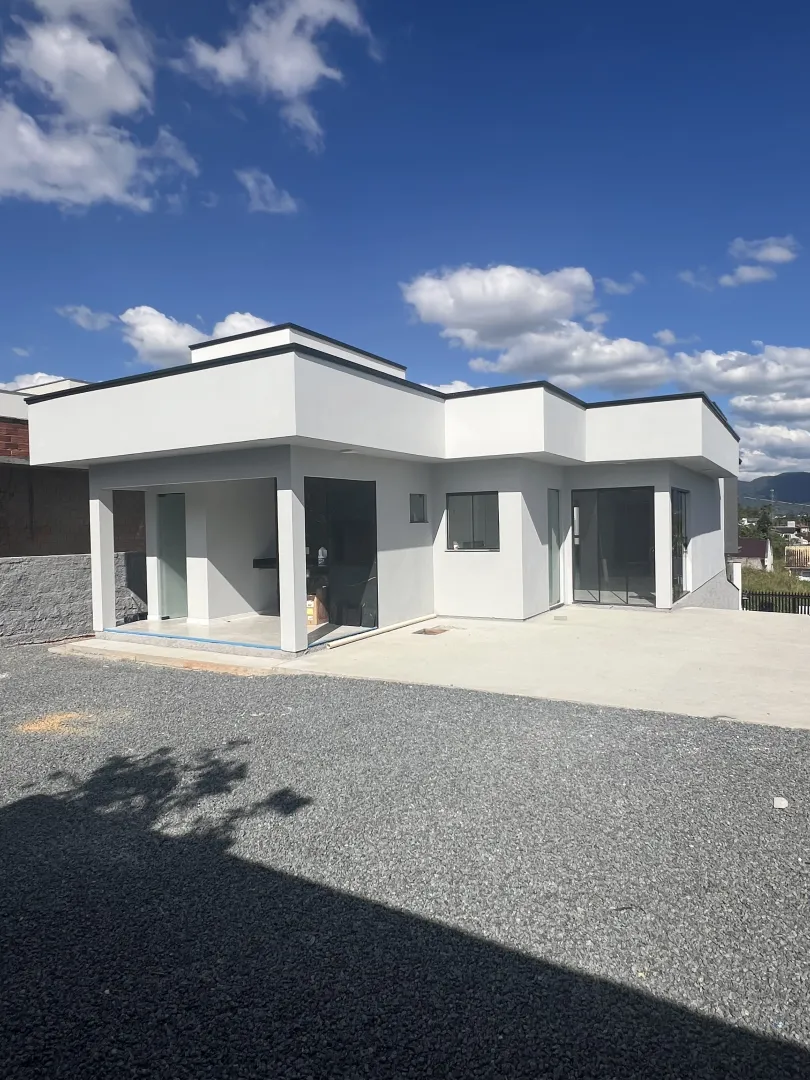 Casa Nova 3 quartos sendo uma su&iacute;te com closet Rua Santa Tereza de Calcutá Indaial - 