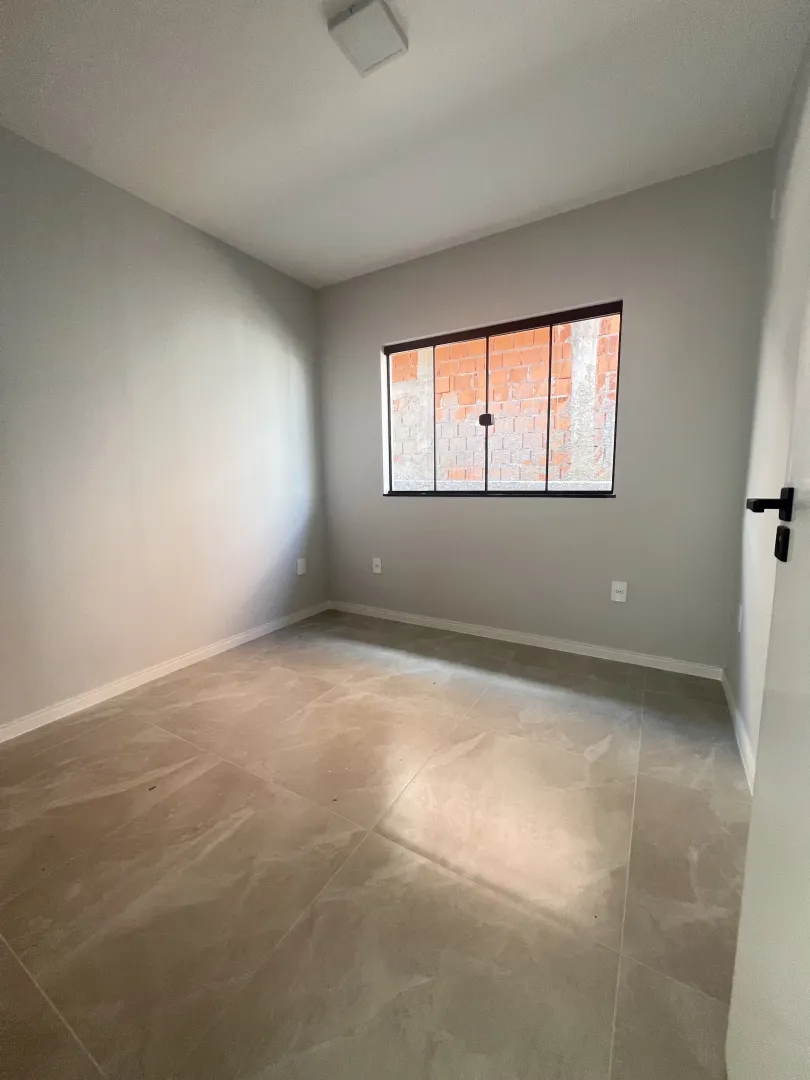 Casa Nova 3 quartos sendo uma su&iacute;te com closet Rua Santa Tereza de Calcutá Indaial - 