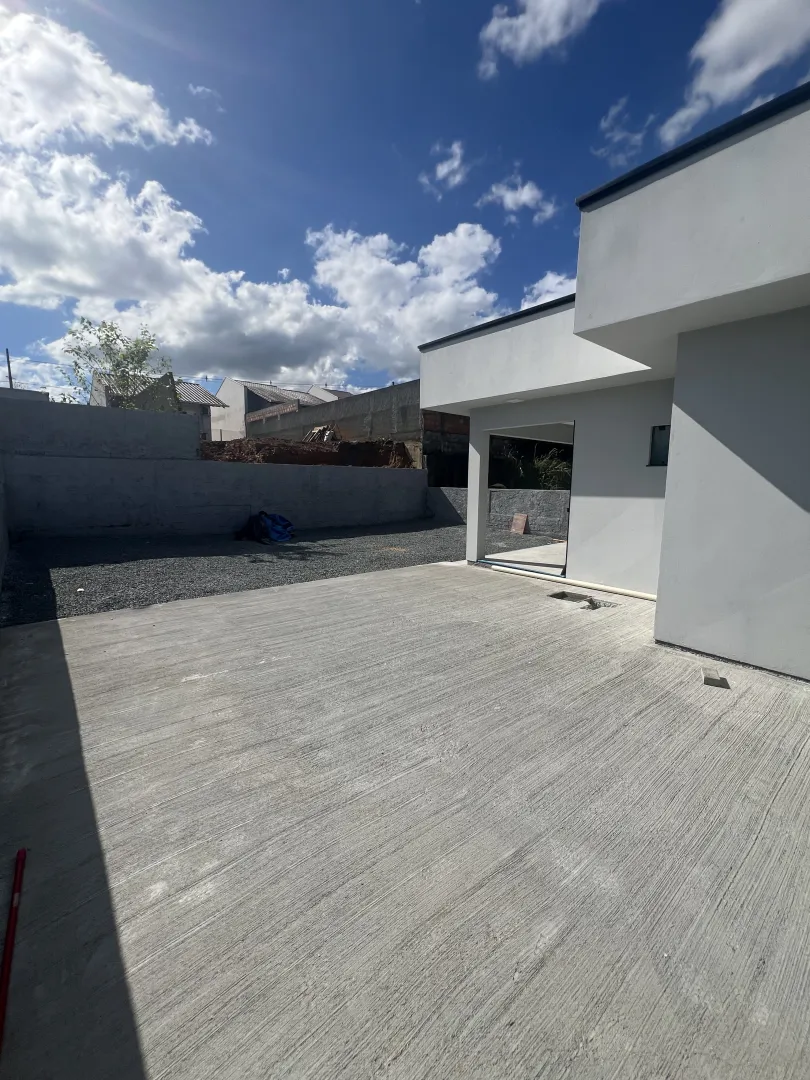 Casa Nova 3 quartos sendo uma su&iacute;te com closet Rua Santa Tereza de Calcutá Indaial - 