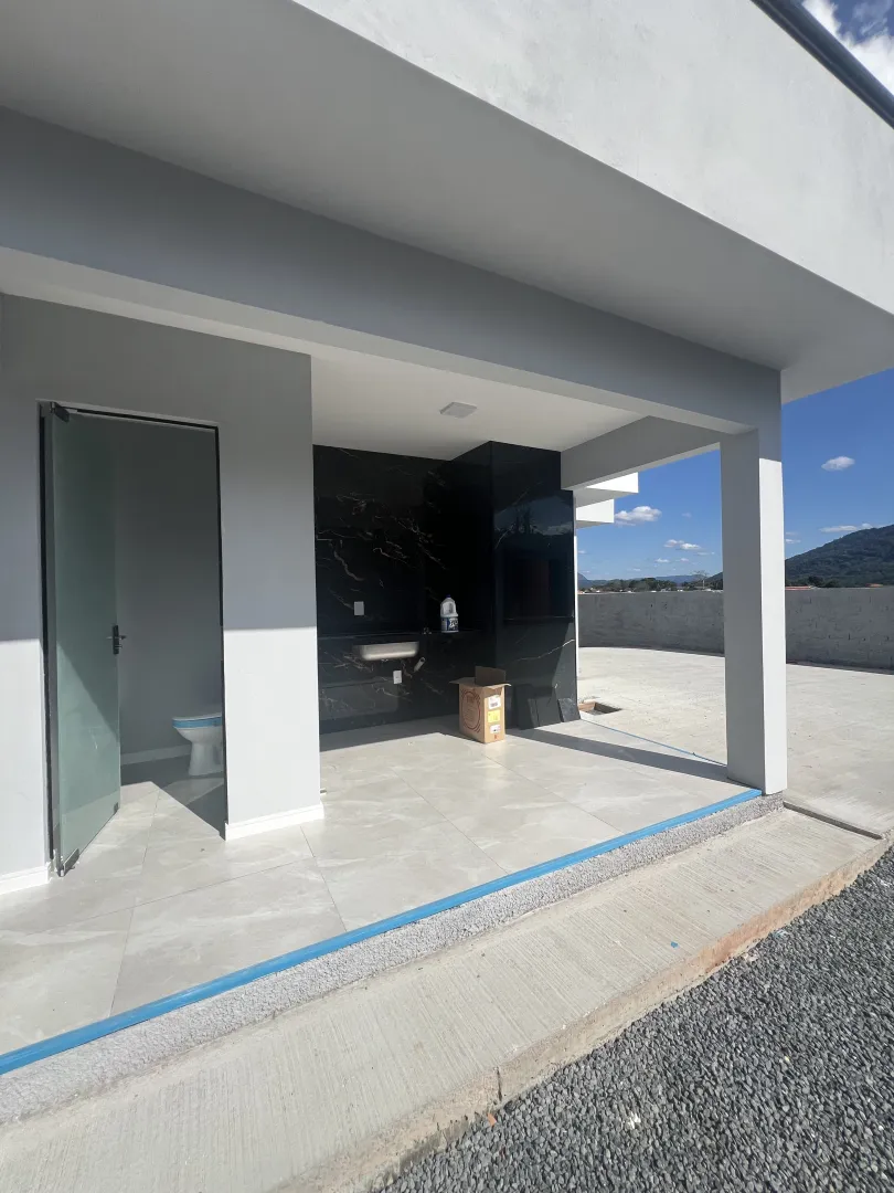 Casa Nova 3 quartos sendo uma su&iacute;te com closet Rua Santa Tereza de Calcutá Indaial - 